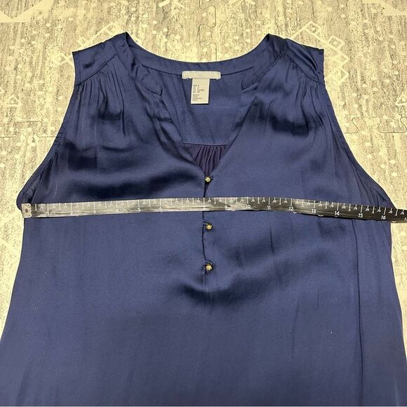 H&M Blue Satin Sleeveless Career V Neck Tank Top Blouse with Gold Buttons Size S - Picture 7 of 9
